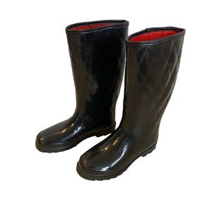 Comfortable Dirty Laundry red lined black Rain Boots, size 7